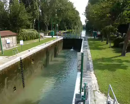 P1140121 Canal de Chelles