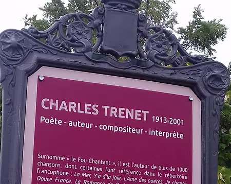035 Charles Trenet (1913-2001), médaillé d’honneur de la ville de Nogent