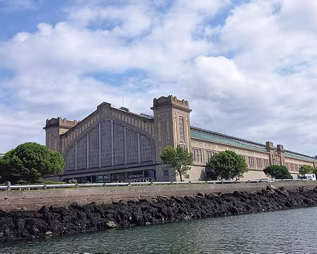 007 Cité de la mer, dans l'ancienne gare maritime des années 30