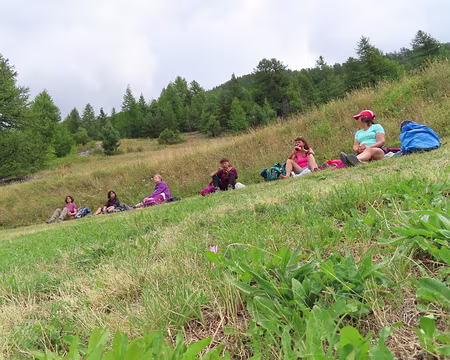 IMG_8989 Pause au dessus du village de Souliers