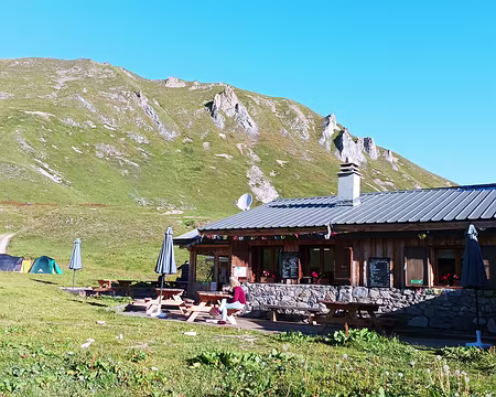 00057 J 5 - départ du refuge du Grand Plan