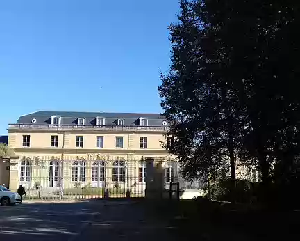 031 Le château du Val, ancien pavillon de chasse de Louis XIV, aujourd’hui propriété de la Société des Membres de la Légion d’Honneur