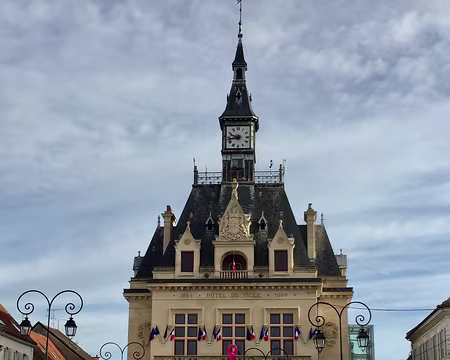 IMG_4659 Mairie de La Ferté-sous-Jouarre. Architecte Paul Héneux, qui a réutilisé le modèle de l’hôtel de Ville des Lilas.