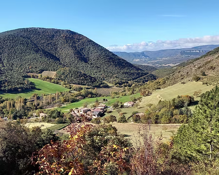 064 Eygluy, village isolé de la Haute Gervanne.
