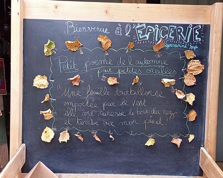 143 La très bonne petite épicerie associative de Beaufort.