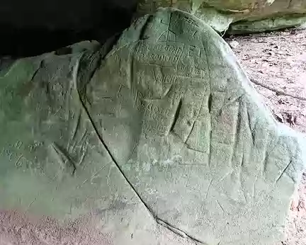 08 pierres gravées du 19ème siècle sous le Mont Blanc