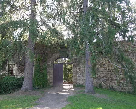 P267 Portail du château de Lavoûte-Polignac