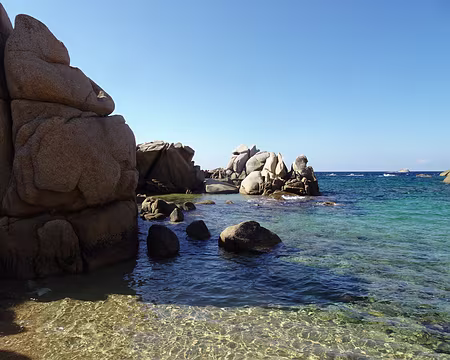 DSC09387 Petite crique pour baignade