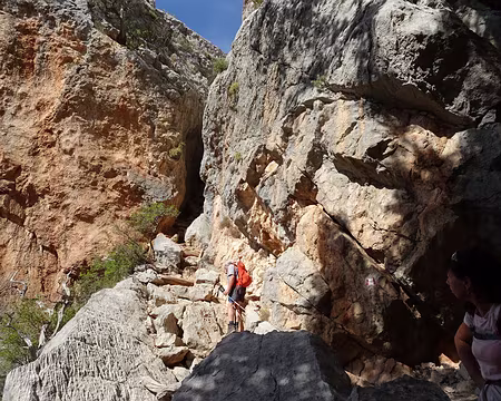 DSC09405 Oui, on va passer dans la faille