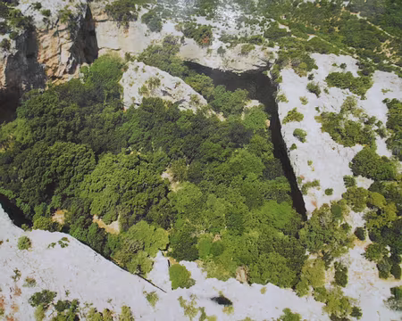 DSC09412 Vue d'avion de la doline de Tiscali