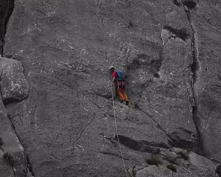 DSC09511 Paroi d'escalade de l'Aguglia (143m)