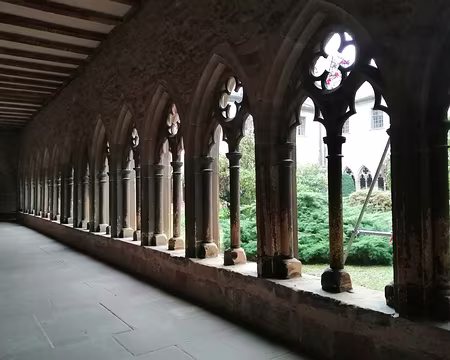 P1290455 Musée Interlinden dans un ancien cloître