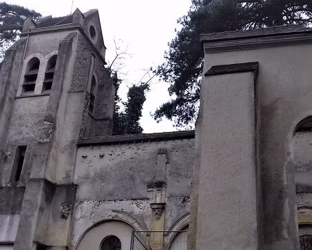 009 L’église de Piscop (XVIème siècle) et son clocher en bâtière