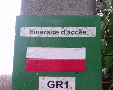 041 La gare est à 700 mètres
