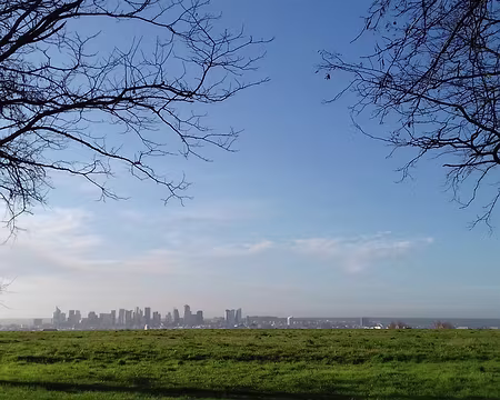 010 Vue sur la Défense, le Mont valérien, et Nanterre