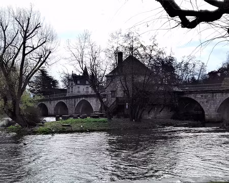 013 Le pont sur le Loing à Moret
