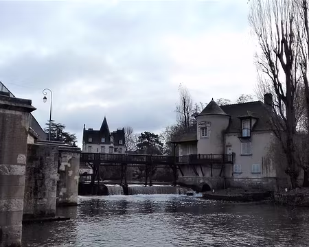 015 La Maison sur l’île construite à l’emplacement d’un ancien moulin