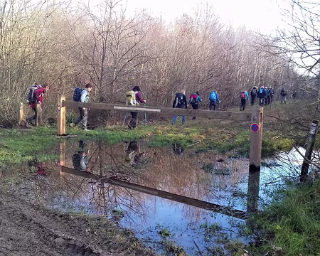 047 Attention, ça va glisser !