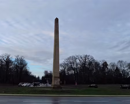041 Le carrefour routier de l’Obélisque