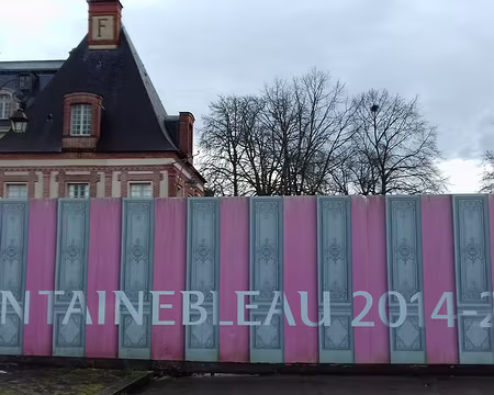 044 Une longue campagne de restauration du château