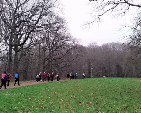 047 Direction Bures-sur-Yvette, commune limitrophe, …