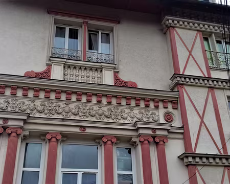 050 Eclectisme à Groslay. Merci Gilles pour cette belle randonnée par vergers et forêts