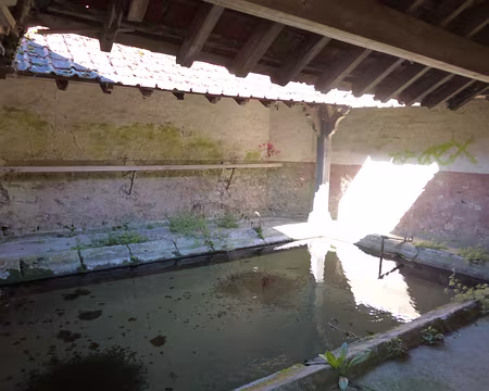 P1140772 Lavoir de Courtalin