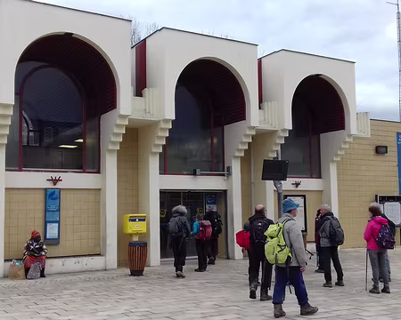 050 La gare d’Ozoir-la-Ferrière (1984). Merci Jean-Marc pour cette belle randonnée dans les forêts de l’Est parisien