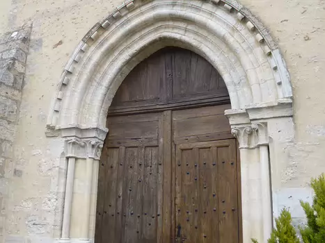 Dominique Dominique F, détail sortie