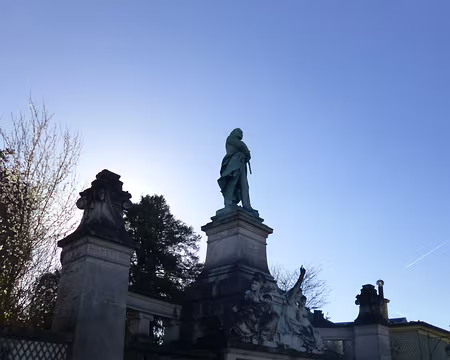 P1140715 Monument à Gambetta (1891, Ville-d'Avray