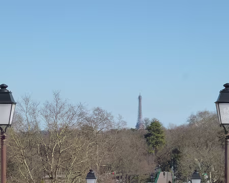 P1140754 La passerelle de l'Avre, pont-aqueduc construit par Eiffel (1891) reliant Saint-Cloud au Bois de Boulogne
