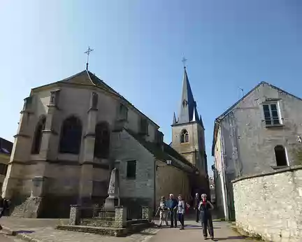 P1140889 Eglise Assomption-de-la-Vierge, Choeur (XVIIè s)., clocher fin XIVè s.), Montainville