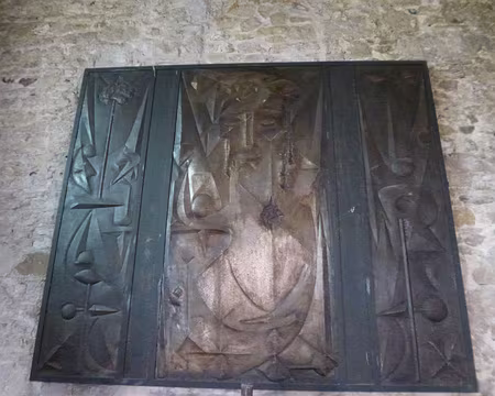 P1140902 Tableau réalisé en tôle martelée et repoussée, la 