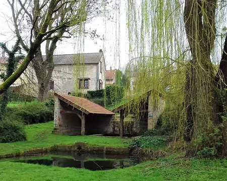 015 L’ancien lavoir du village