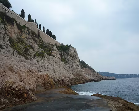P1300166 Direction Villefranche-sur-Mer par la côte