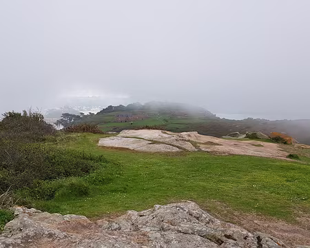 20220417_144034 Dans les nuages