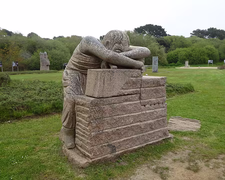 P1020728 Le repos du tailleur, Patrick Leguen