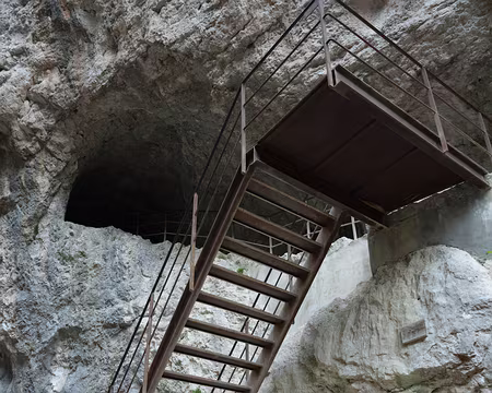 047_DSCF8128 L’entrée du tunnel du Baou