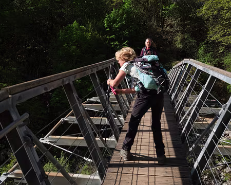 099_DSCF8464 Passage en rive gauche par la passerelle de l’Estellier