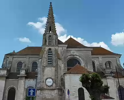 026 Eglise de Coulanges-la- Vineuse