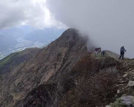 IMG_20220509_115206 09-05-2022 Après une montée via les oeufs, en route pour le mont Tamaro