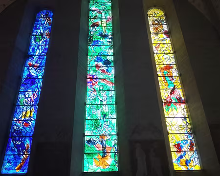 IMG_20220517_135102 Vitraux de Chagall dans l'église Fraumunster