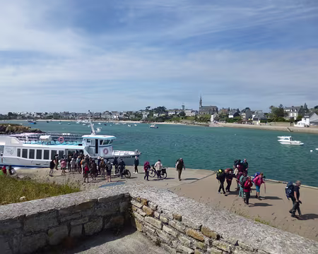 P1150123 ...située à 15 minutes en bateau de Roscoff.