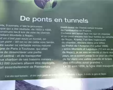 152 Sa construction au XIXème siècle a été une prouesse technique avec 11 ponts et 9 tunnels sur 6 km de voies