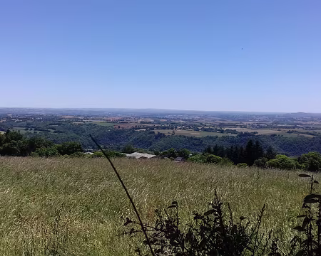 215 Vue sur les collines boisées du Ségala