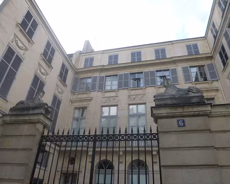 P1150318 L'Hôtel de Luzy