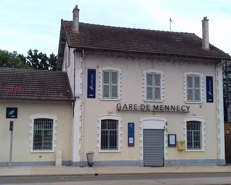 001 Départ de Mennecy pour une boucle de 17 km dans les marais de l’Essonne, anciens sites d’exploitation de la tourbe au XIXème siècle, classés Espaces naturels...