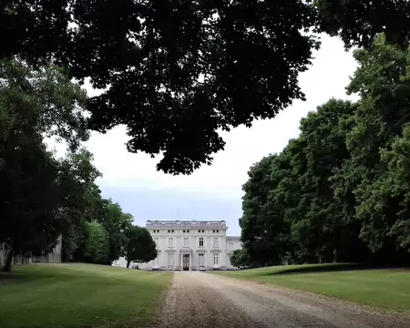 006 Le château d’Echarcon (XVIII-XIXème siècle), classé Monument historique (1976)
