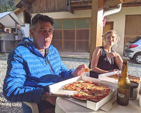 2022-06-05_19-27-47-20220605_172747_7D664673-V1 On apprécie la pizza