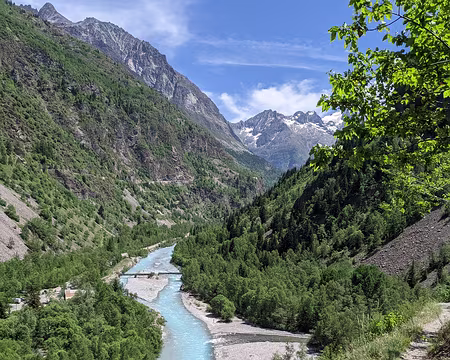 2022-06-06_14-01-15-20220606_120115_E19C2697-V1